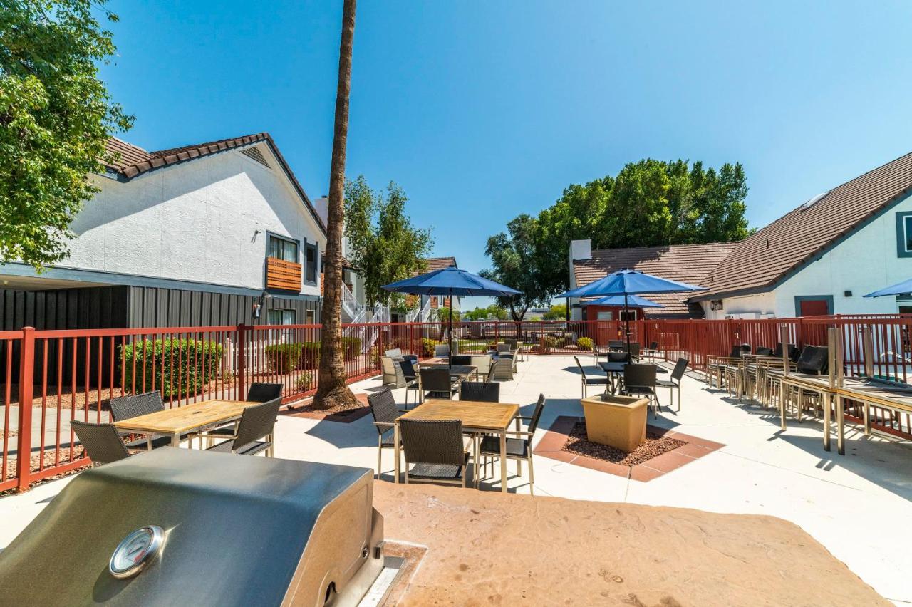 Metro Phx Upstairs 2Bd Sleeps 6 Heated Pool Pets Allowed 凤凰城 外观 照片